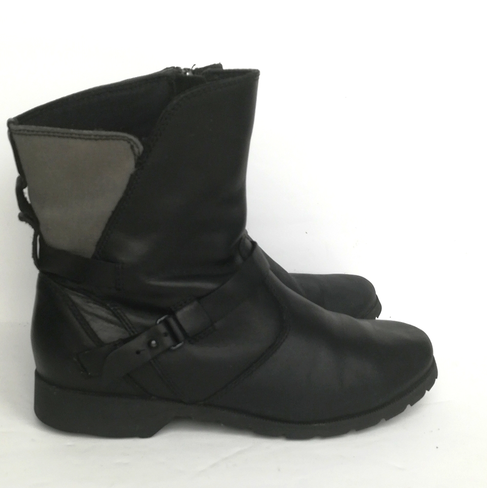 Teva De La Vina Low Black Leather Gray Wool Boots